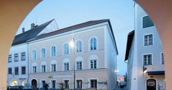 كم يساوي منزل طفولة هتلر المثير للجدل؟