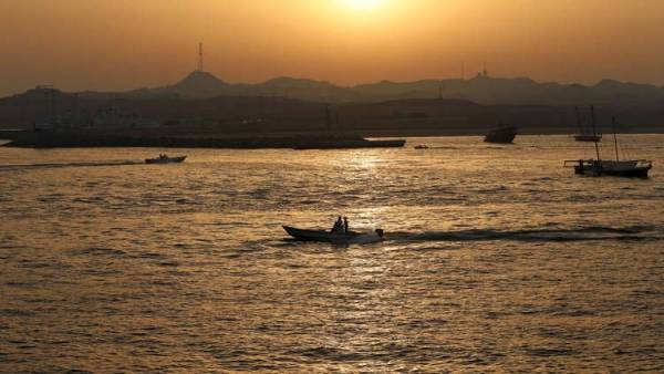 الخارجية تعلن العثور على الاردنيين المفقودين بمركب صيد في ايران