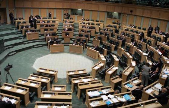 النواب يحيل “العفو العام” إلى اللجنة القانونية ويمنحة صفة الإستعجال