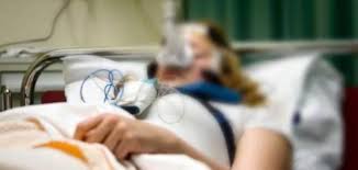 شرطة فينكس تبدأ تحقيقا بعد أن وضعت امرأة في غيبوبة منذ عشر سنوات طفلا