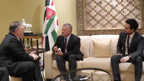 الملك وبومبيو يبحثان الشراكة الاستراتيجية بين البلدين والتطورات الإقليمية