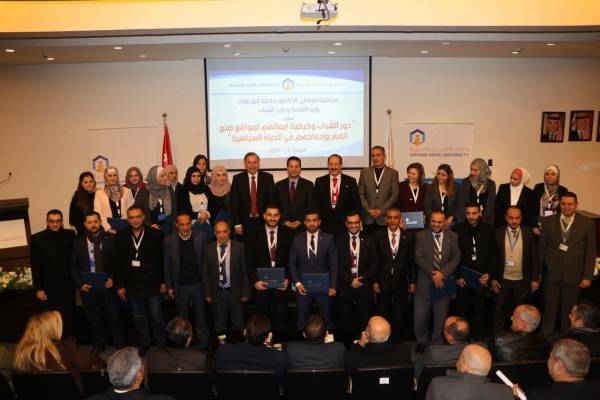 وزير الشباب من عمان العربية : مشكلة معالجة قضايا الشباب هي في السياسات