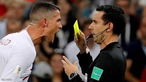 رونالدو في قلب ورطة جديدة مع عارضة أزياء بريطانية