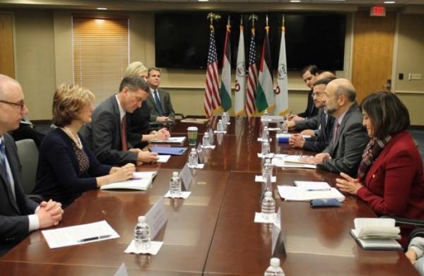 الرزاز يختتم زيارة عمل رسمية للولايات المتحدة الأمريكية