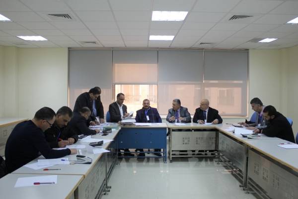 اللجنة الخاصة تبدأ بتدقيق النتائج الاولية لانتخابات غرف التجارة