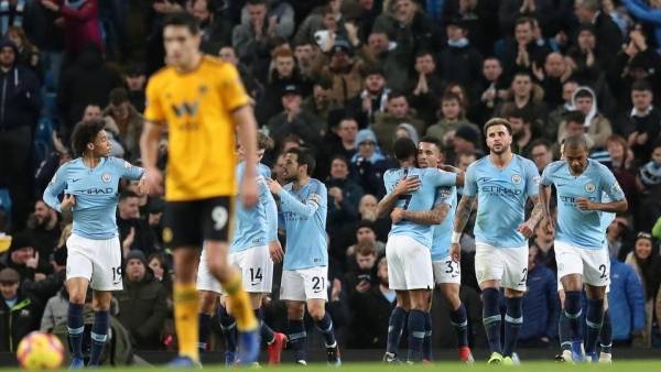 مانشستر سيتي يواصل مطاردة ليفربول