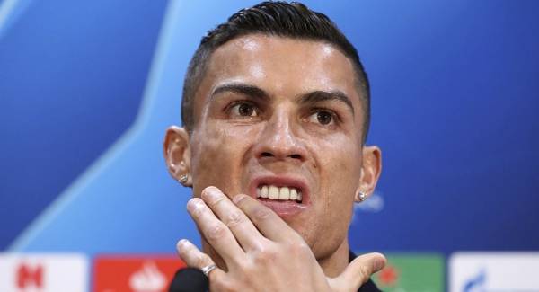 رونالدو في ورطة !!