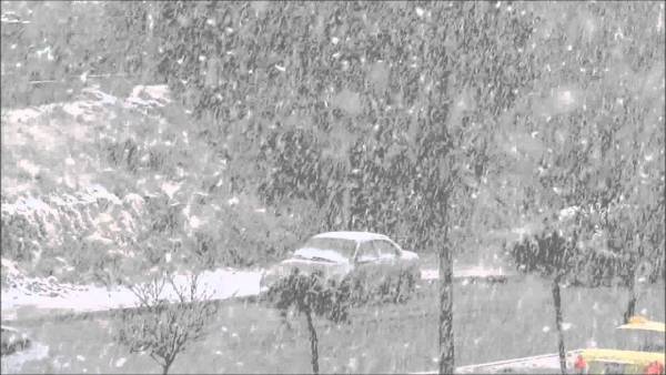 طرق مغلقة بسبب تراكم الثلوج (أسماء ومناطق)