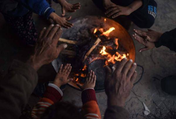 وفاة طفلة تفحما وإصابة اثنين بحريق منزل في اربد