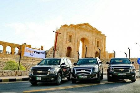 ايزي رينتال تتكفل بنقل الحالات الانسانية من جسر الملك حسين الى المستشفيات في عمان