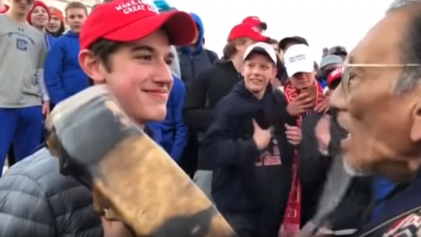 أمريكا.. غضب بعد سخرية فتية مؤيدين لترامب من الهنود الحمر