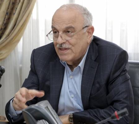 المعشر يطالب نائب بعدم تعويد ابنه على اكل السلاحف ..!!