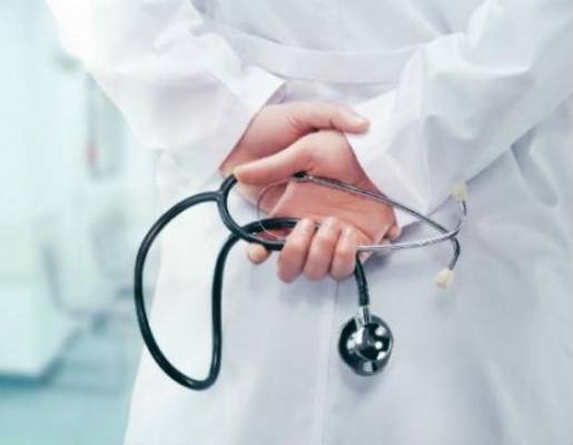 ما الاسباب وراء هجرة 1.960 طبيب يا وزير الصحة..خذلان الوطن ام قرارات جائرة..