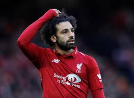 محمد صلاح خارج فيسبوك وتويتر بعد تغريدته عن التواصل الحقيقي