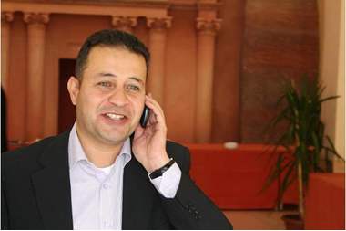 الوزير ابو رمان يهاتف طالب أردني في روسيا بعد تغريدة