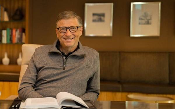 كيف ينفق بيل غيتس ثروته الهائلة؟