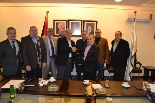 جمعية مستثمري الإسكان توقع اتفاقية لتوفير خدمات التأمين لأعضاءها مع الشركة الأردنية الفرنسية