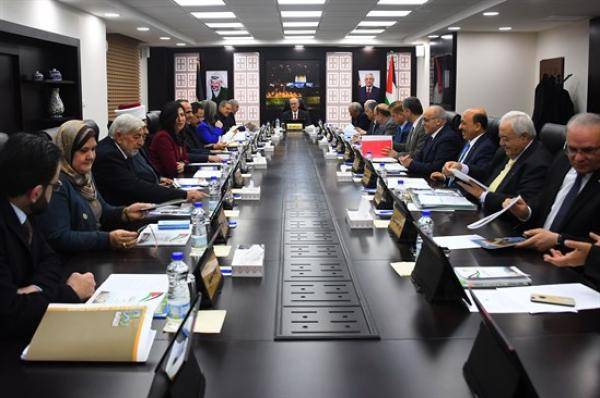 الحكومة الفلسطينية تقدم استقالتها