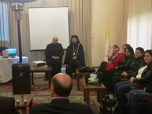 مدير عام مدارس مطرانية الروم الكاثوليك يقيم دوره تدريبية للمدراء والإداريين في مدارس المطرانية تخص الموارد البشرية