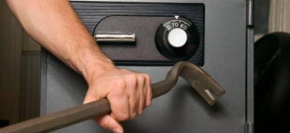 محاولة سرقة قاصة بنك داخل جامعة خاصة في الشمال