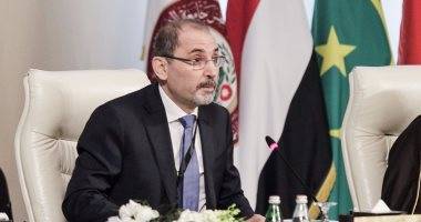 الصفدي يجتمع بـ5 وزراء خارجية.. ويؤكد اجتماع مثمر وايجابي ..