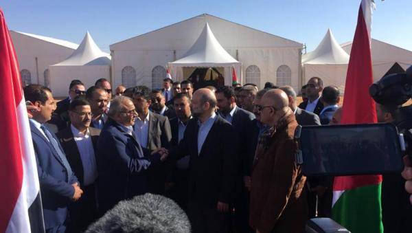 يوم أبيض في حياة حكومة الرزاز