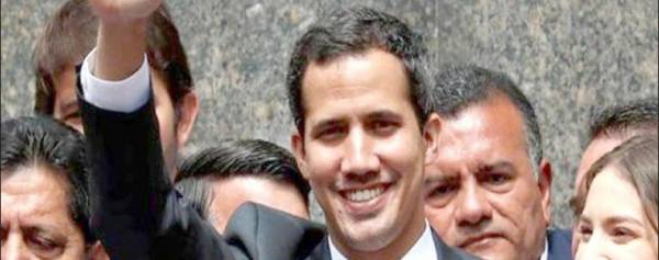 فنزويلا: غوايدو يحرّض الجيش للانشقاق عن مادورو