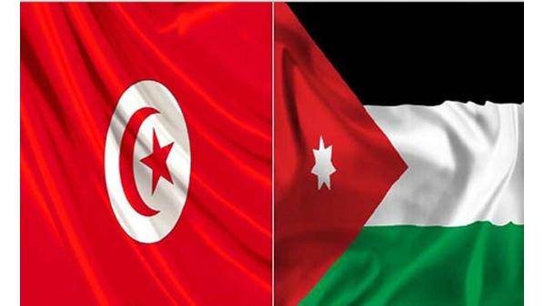 وزير الداخلية يقرر اعفاء التونسيين من رسوم تأشيرة الدخول للمملكة