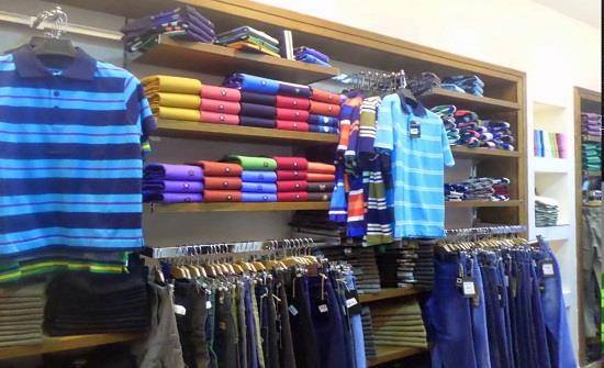 القواسمي يجدد مطالبه بإعادة النظر بجمارك الملابس