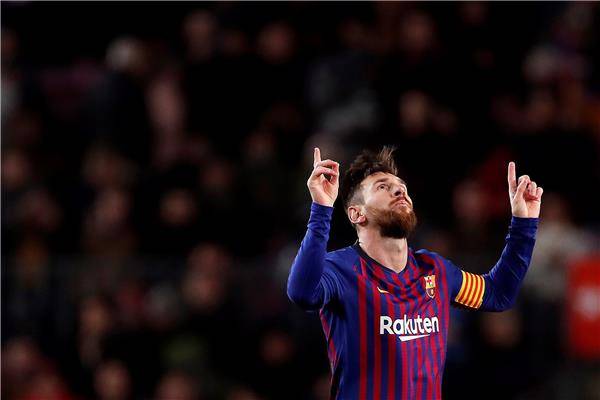 ميسي في كلاسيكو الأرض.. برشلونة يعلن الخبر الأكيد