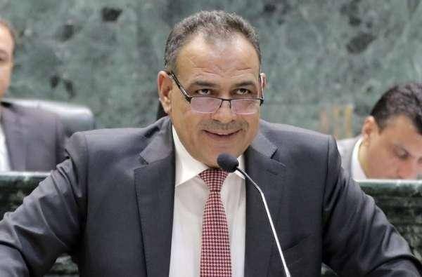 الطراونة: أقود حراكاً نيابياً وشعبيا لإعادة المفصولين من الجمارك