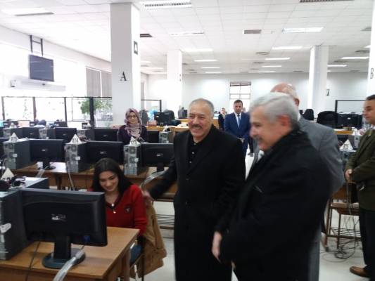 الزبن يتفقد امتحان أطباء الأسنان