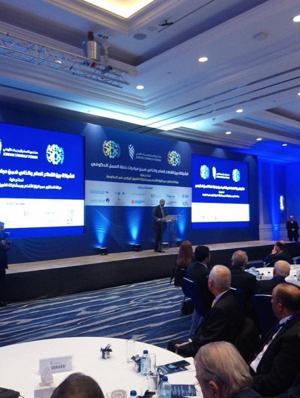 الرزاز :  لو لم نخرج بقانون ضريبة الدخل لدفعنا كلفا باهضة