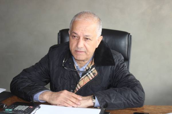 الرقيبات الدولة تكبدت خسائر بالمليارات من قضية الدخان ..ويصفها بـ(سيجاريت قيت )