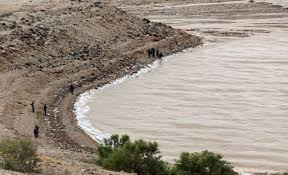 لماذا طالب الرزاز في هذا الوقت تقارير لجان التحقيق في قضية البحر الميت ..تفاصيل