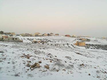 بالصور .....تساقط  وتراكم الثلوج في الطفيلة