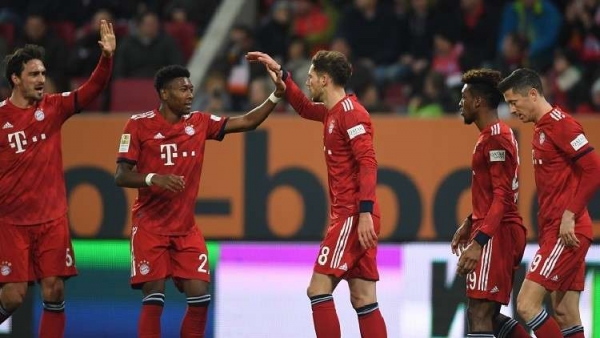 بايرن ينتزع فوزا صعبا من أوغسبورغ ويضيق الخناق على دورتموند