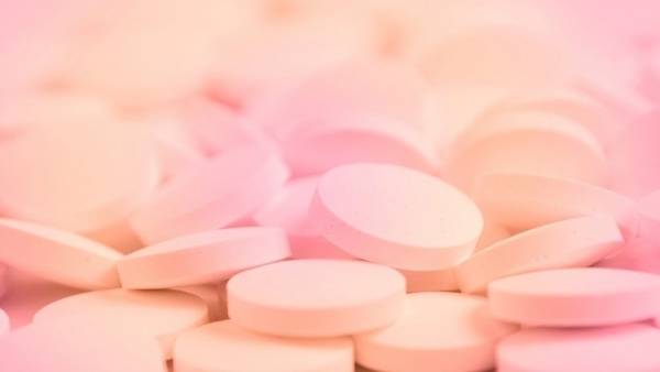 دواء شائع يسبب التهابات في القلب والكلى