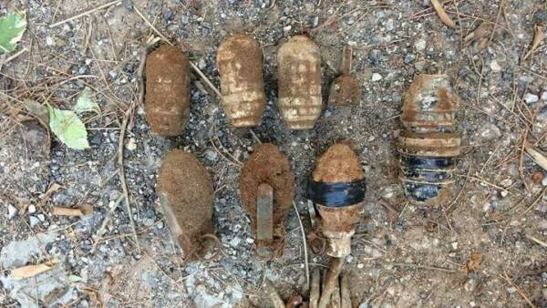 الاجهزة الامنية تفجر قنابل قديمة في السلط .. (تفاصيل)