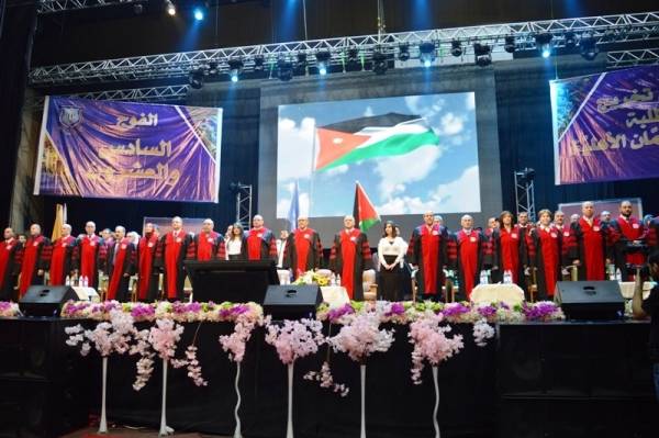 جامعة عمان الاهلية تحتفل بتخريج الفوج السادس والعشرين من طلبتها للفصل الدراسي الأول 20182019