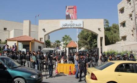 مهندسوا التربية يحشدون لوقفة احتجاجية امام الوزارة .. (تفاصيل)