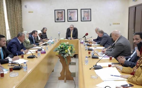 لجنة لصياغة العقد الموحد في المدارس الخاصة .. (اسماء)