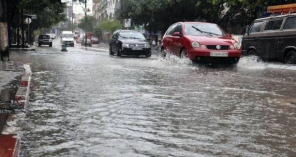 الأشغال العامة تعلن حالة الطوارئ القصوى للتعامل مع المنخفض الجوي