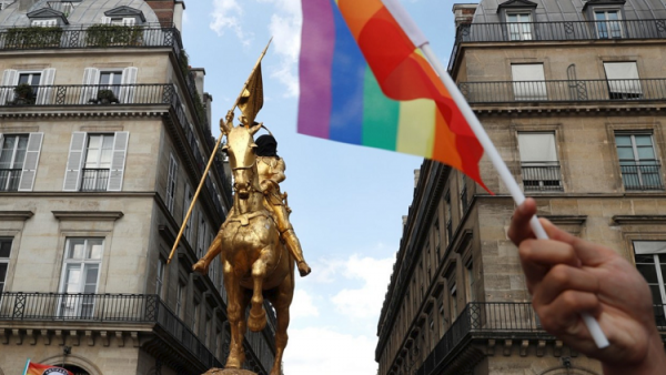 الكشف لأول مرة عن عدد الزيجات المثلية في فرنسا