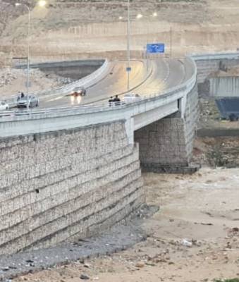 لا صحة لأنهيار جسر قديم في الزرقاء وجسر شومر الجديد سليم 100