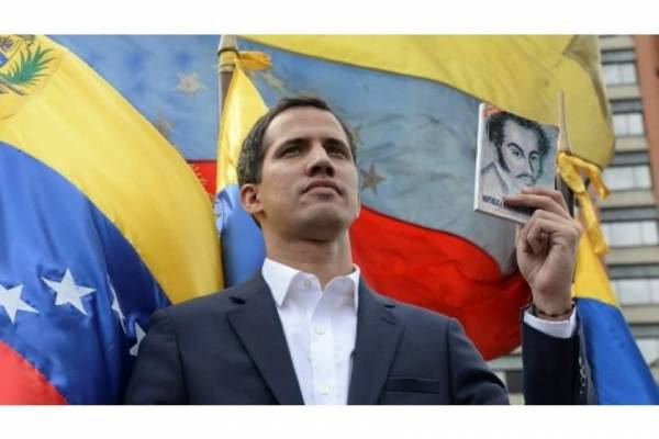 غوايدو يتحدى التهديدات ويعود قريبا إلى فنزويلا