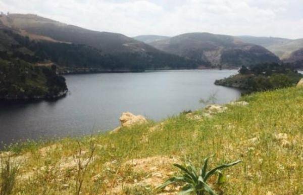 تسييل المياه من سد الملك طلال بعد امتلاءه بكامل طاقته