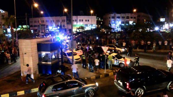 إصابة شخص وتضرر 6 مركبات بمشاجرة في عبدون