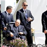 ساعات وسيعلم الجزائر؛ هل يشارك بوتفليقة في الانتخابات؟