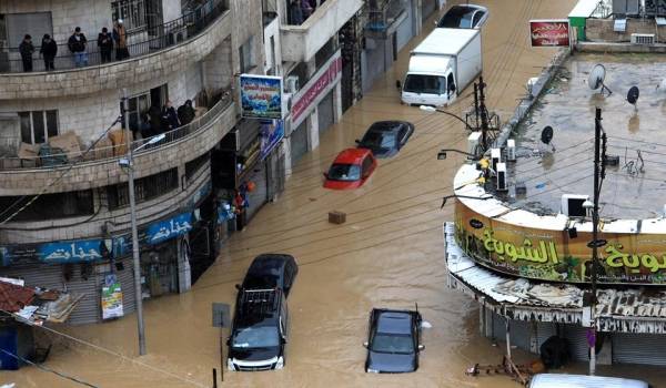 اعضاء مجلس الامانة يبرؤون يوسف الشواربة ويغرقون عمر اللوزي في العبارة